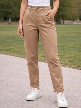 NWT Gap size 0, downtown khaki mid rise stretch cargo utility pants